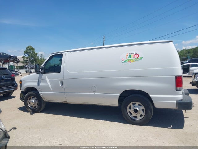 Ford E-150 Commercial