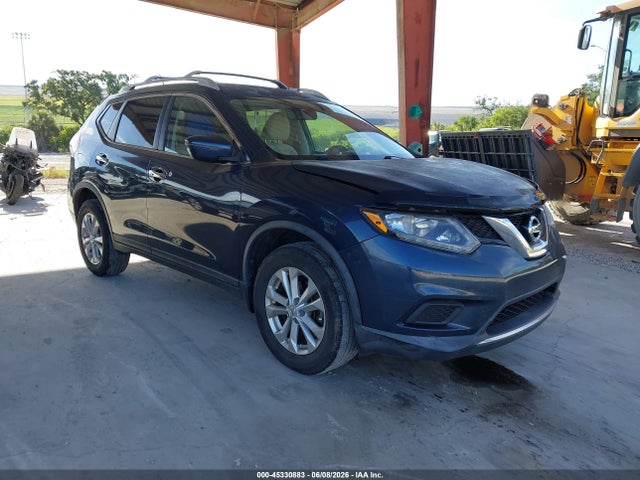 Salvage Nissan Rogue Image