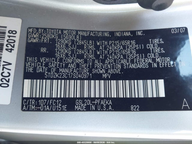 Toyota Sienna Le