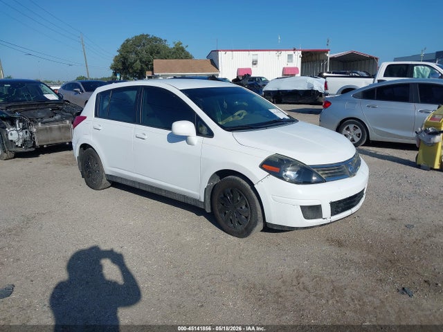 Salvage Nissan Versa Image