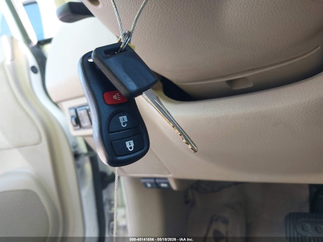Nissan Versa 1.8s
