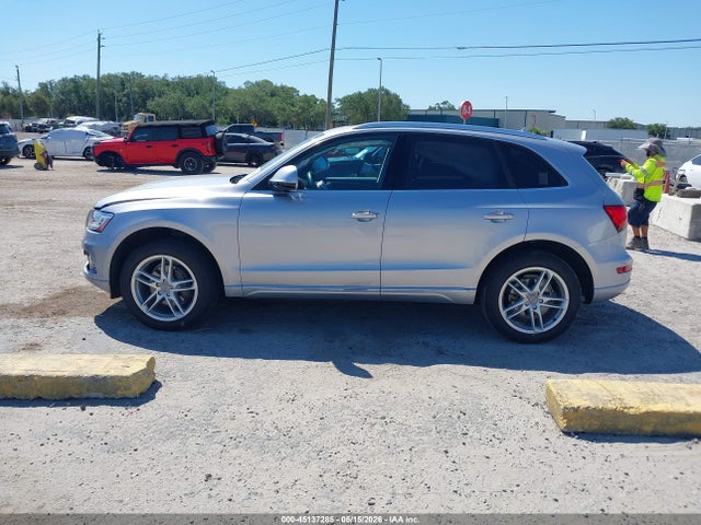 Audi Q5 2.0t Premium