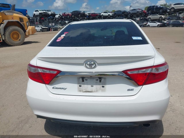 Toyota Camry Se