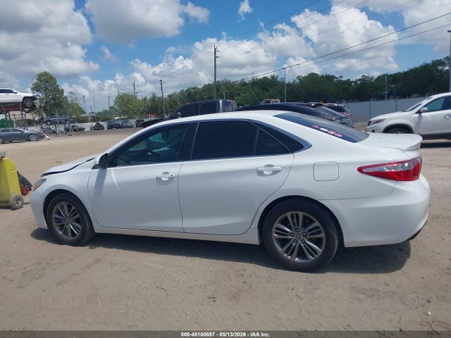 Toyota Camry Se