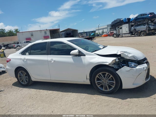 Toyota Camry Se