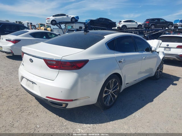 Kia Cadenza Technology