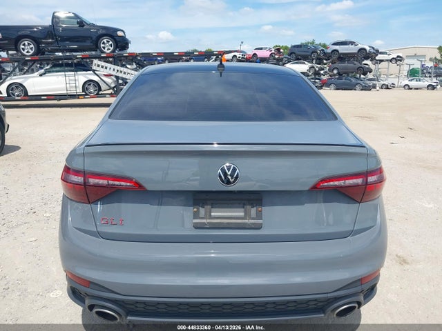Volkswagen Jetta 2.0t Autobahn