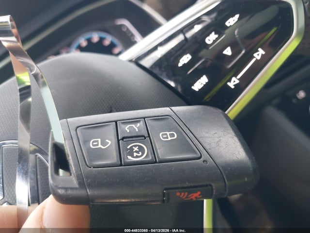Volkswagen Jetta 2.0t Autobahn