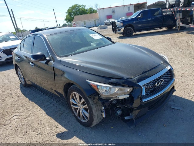 INFINITI Q50 Pure