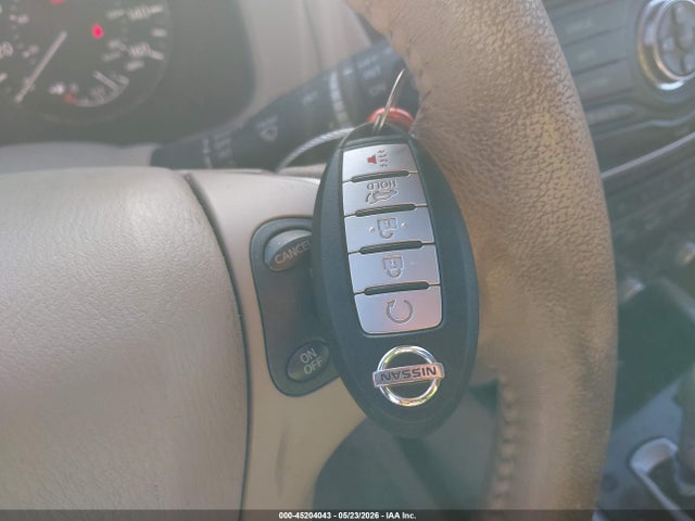 Nissan Pathfinder Sl
