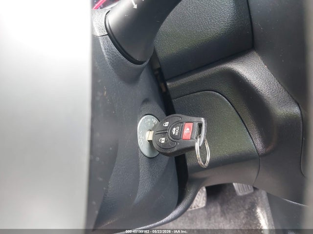 Nissan Versa 1.6 Sv
