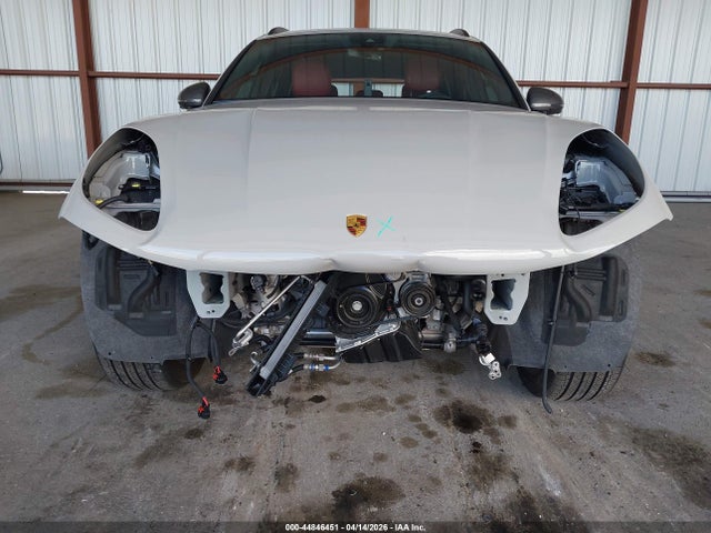 Porsche Macan T
