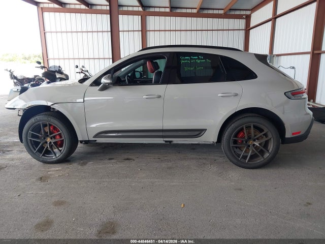 Porsche Macan T
