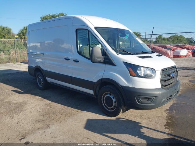 Salvage Ford Transit Image