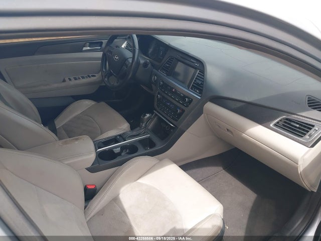 Hyundai SONATA Sport