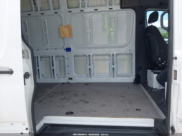 Mercedes-Benz Sprinter 2500 High Roof I4