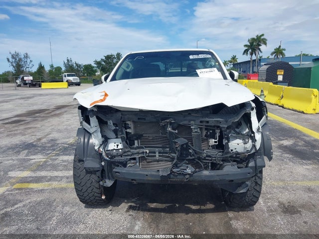 Nissan Frontier Sv 4x2