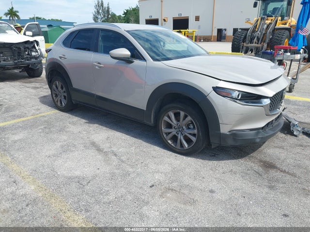 Salvage Mazda Cx Image