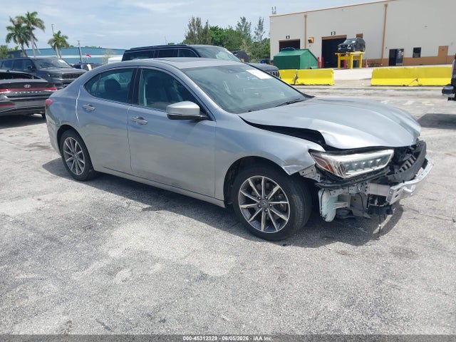 Salvage Acura TLX Image