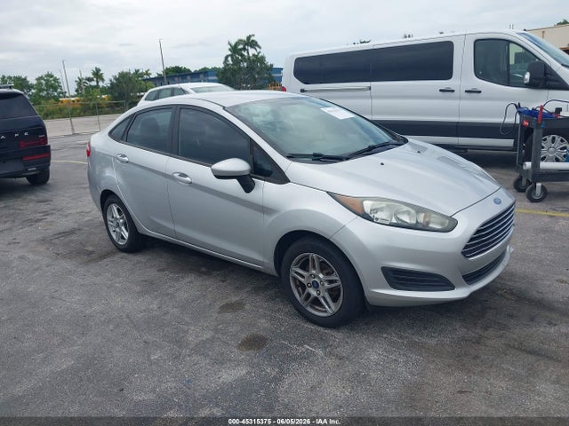 Salvage Ford Fiesta Image