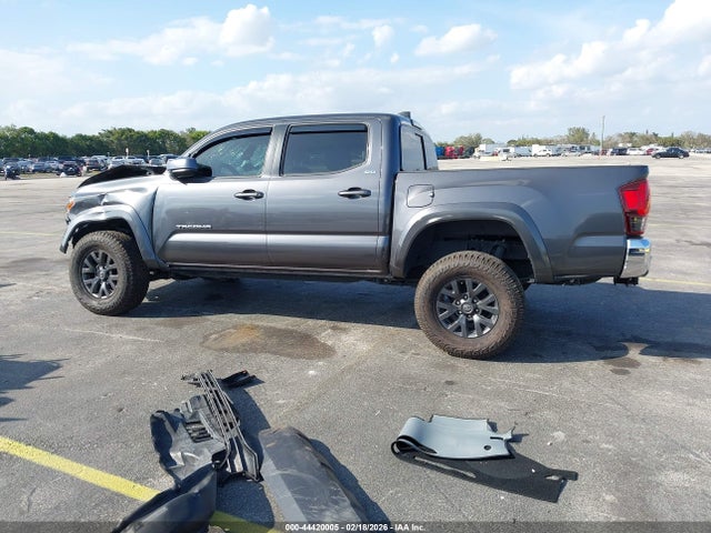 Toyota Tacoma Sr5 V6