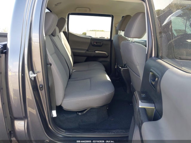 Toyota Tacoma Sr5 V6