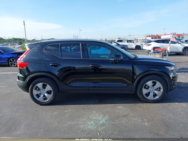 Volvo XC40 T5 Momentum