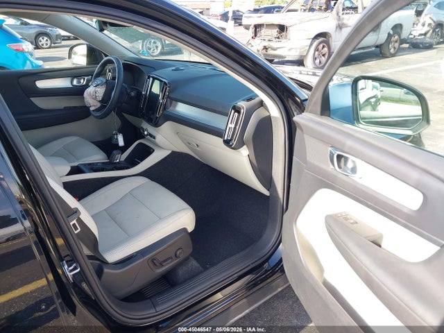 Volvo XC40 T5 Momentum