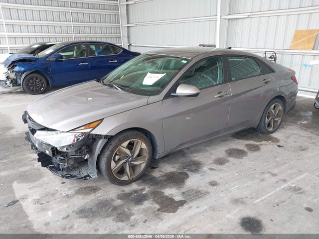 Hyundai ELANTRA Sel