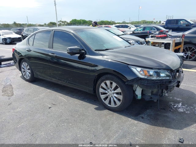 Salvage Honda Accord Image