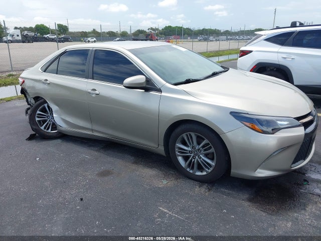 Salvage Toyota Camry Image