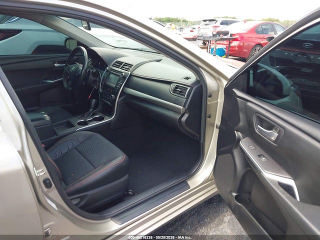 Toyota Camry Se