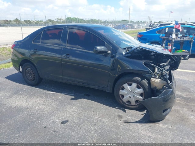 Salvage Toyota Yaris Image