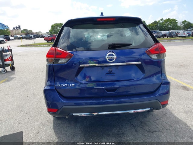 Nissan Rogue S Fwd