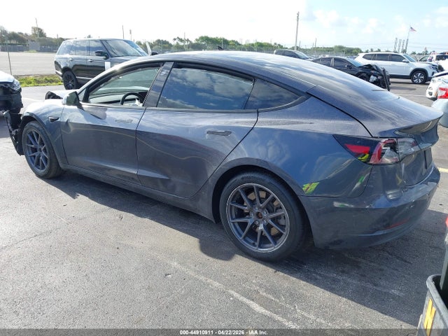 Tesla Model 3 Long Range Dual Motor All-wheel Drive