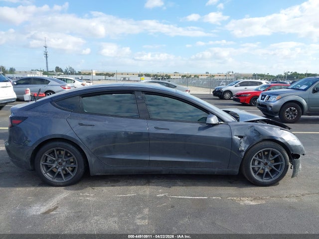Tesla Model 3 Long Range Dual Motor All-wheel Drive
