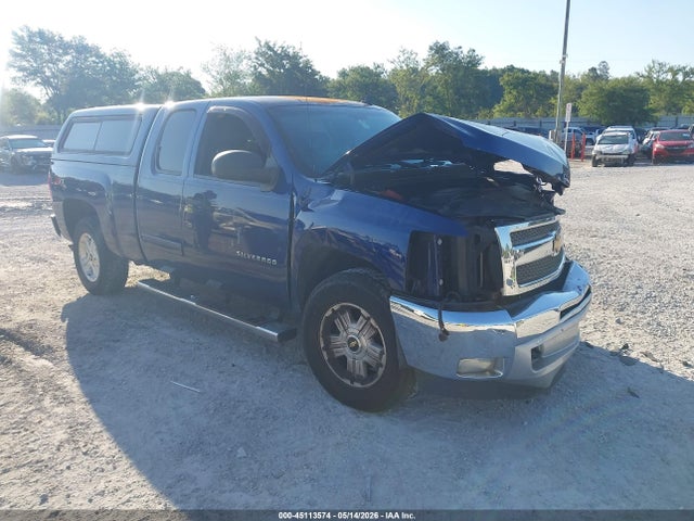 Salvage Chevrolet Silverado 1500 Image