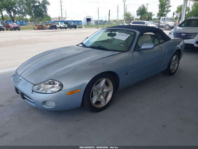 Jaguar Xk8