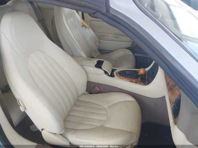 Jaguar Xk8