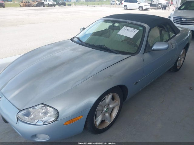 Jaguar Xk8