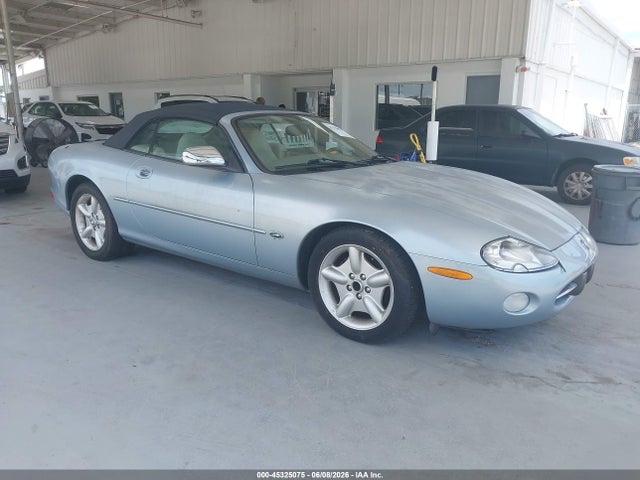 Salvage Jaguar Xk8 Image