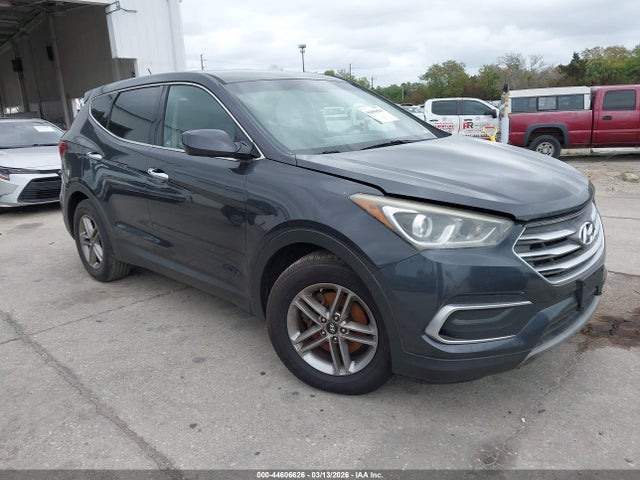 Salvage Hyundai SANTA FE Image