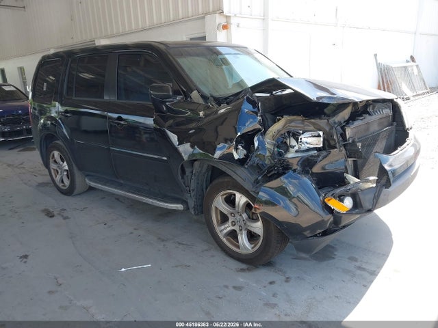 Salvage Honda Pilot Image