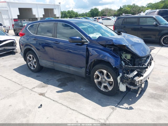 Salvage Honda CR-V Image