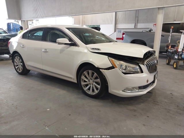 Salvage Buick LaCrosse Image