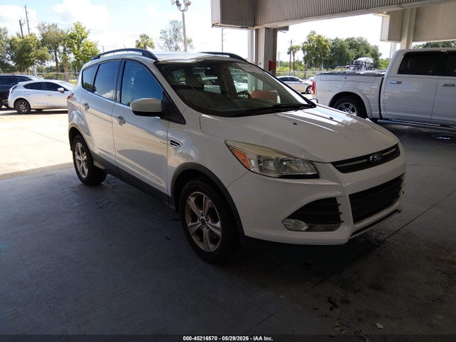 Salvage Ford Escape Image