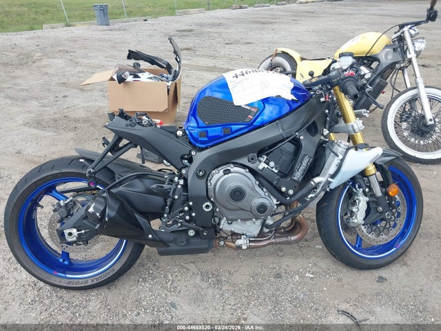Suzuki Gsx-r750