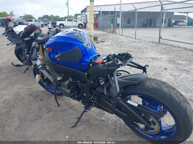 Suzuki Gsx-r750