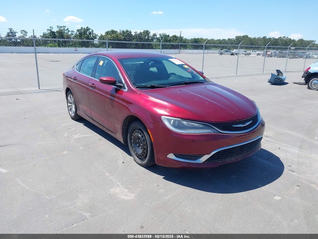Salvage Chrysler 200 Image