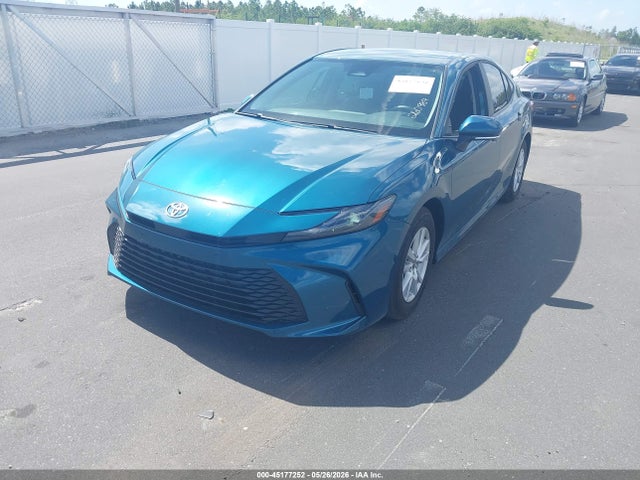 Toyota Camry Le